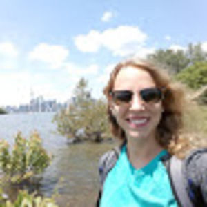 Meet your Posher, Alayna